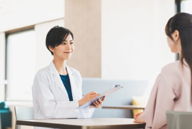 公認心理師と臨床心理士の違いは？ 共通点や資格の特徴を詳しく解説