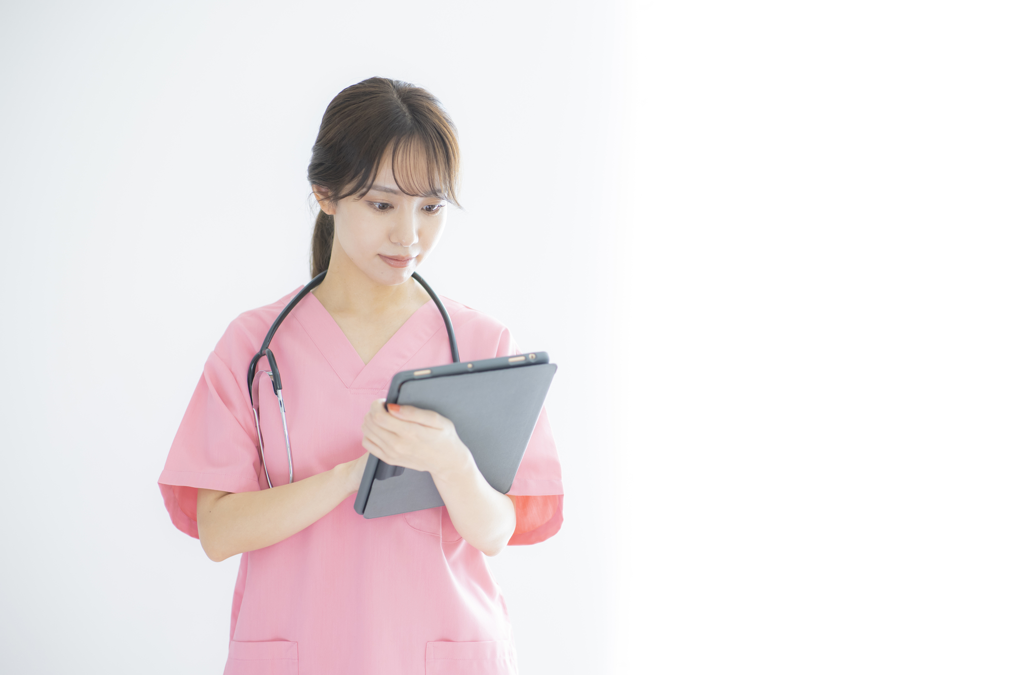 看護師免許の登録抹消手続きとは?