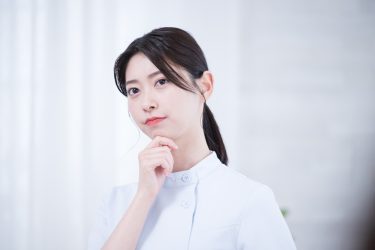 ケルニッヒ徴候とは？ 症状や原因・評価方法・陽性時の対応を解説